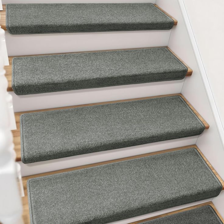 how to clean carpet on stairs