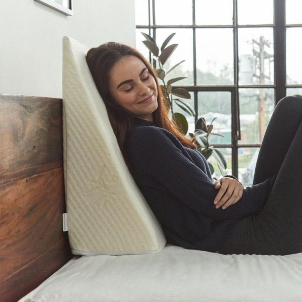 Wedge Pillows: Hybrid Designs for All Sleep Styles