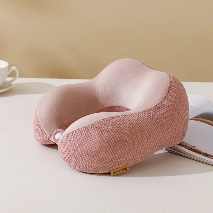 Neck support pillow