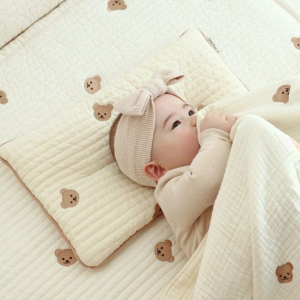 Baby Pillow Selection: Choosing the Right One for Your Child